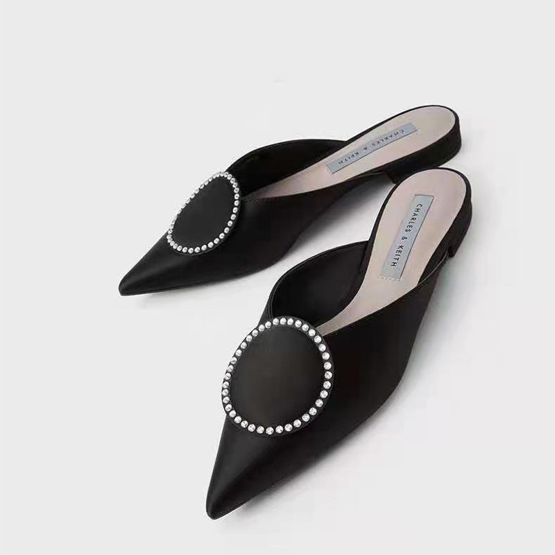 Γυναικεία Mules Flat με Μυτερή Μύτη & Διακοσμητική Αγκράφα