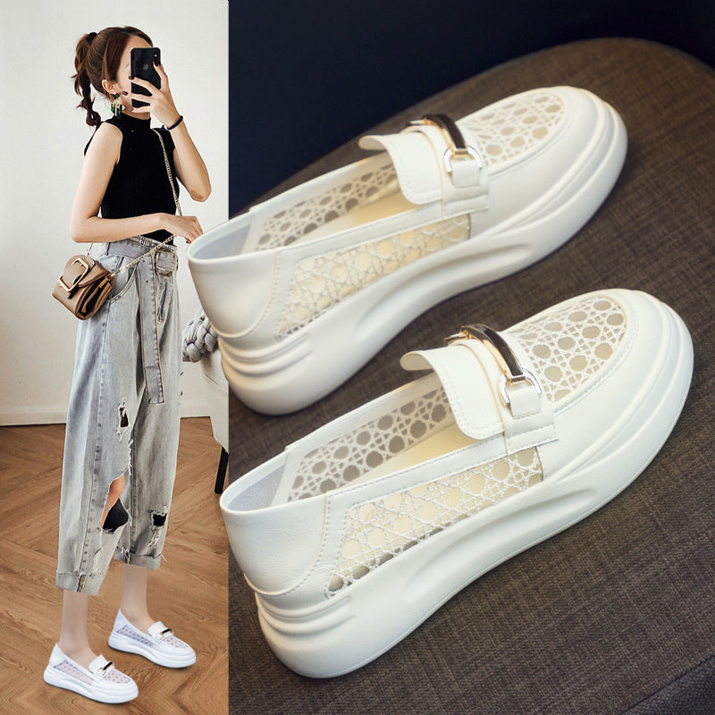 Γυναικεία Loafers με Μεταλλική Λεπτομέρεια & Ανάλαφρη Σόλα