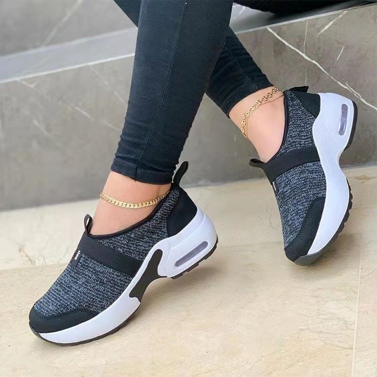 Slip-On Αθλητικά Παπούτσια με Αερόσoλα & Ελαστικό Κλείσιμο