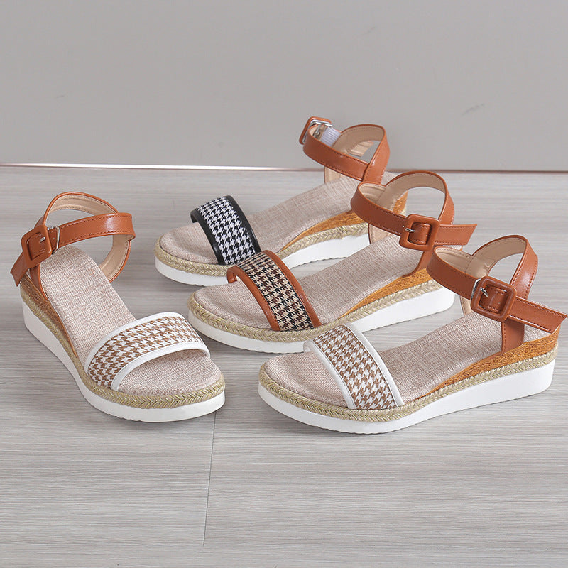 Flatform Σανδάλια με Ύφανση Pied de Poule & Δερμάτινο Λουράκι