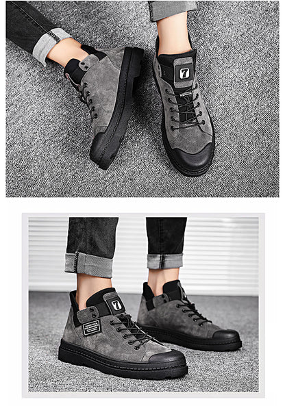 Ανδρικά Casual Μποτάκια Suede με Μαύρη Σόλα & Λεπτομέρεια Patch