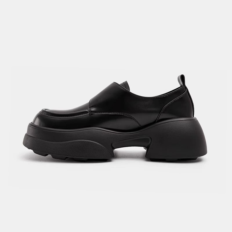 Loafers με Chunky Σόλα & Μοντέρνο Σχέδιο Slip-On