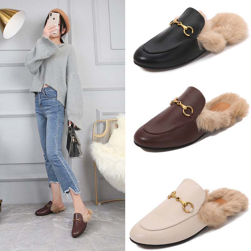 Γυναικεία Mules Flat με Διακοσμητική Αγκράφα & Επένδυση Γούνας