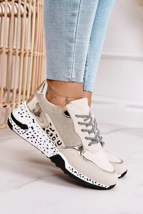 Γυναικεία Sneakers με Glitter Λεπτομέρειες & Σόλα Animal Print