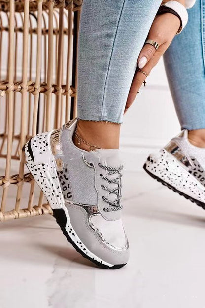 Γυναικεία Sneakers με Glitter Λεπτομέρειες & Σόλα Animal Print