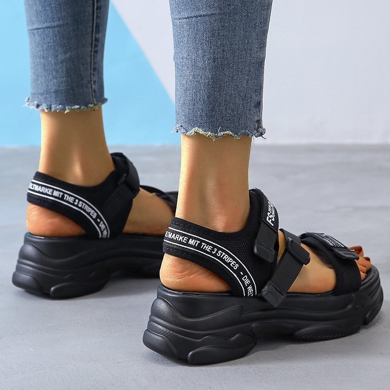 Flatform Σανδάλια με Chunky Αθλητική Σόλα & Λουράκια