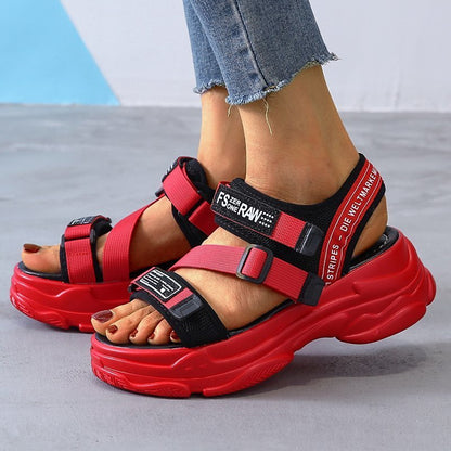 Flatform Σανδάλια με Chunky Αθλητική Σόλα & Λουράκια