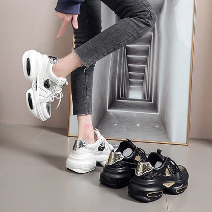 Γυναικεία Chunky Sneakers με Γυαλιστερές Λεπτομέρειες