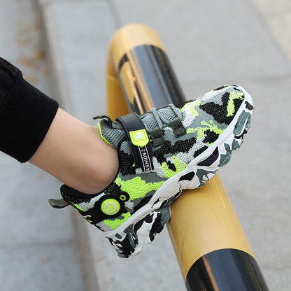Sneakers με Σχέδιο Παραλλαγής & Velcro
