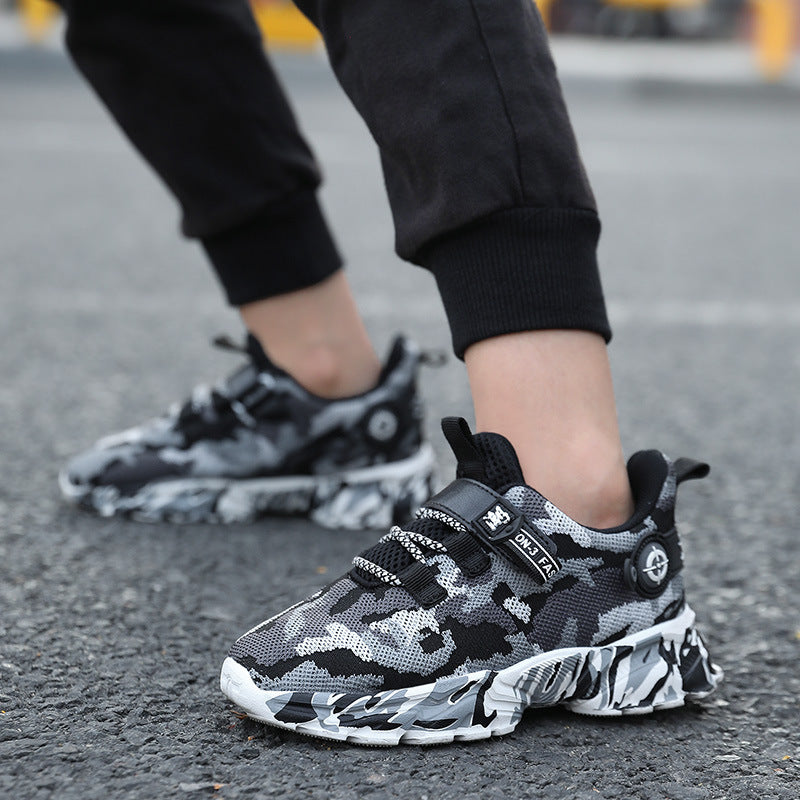 Sneakers με Σχέδιο Παραλλαγής & Velcro