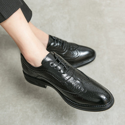 Ανδρικά Brogues με Ανάγλυφο Σχέδιο Δέρματος