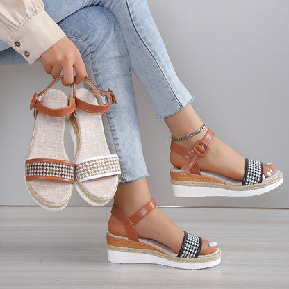 Flatform Σανδάλια με Ύφανση Pied de Poule & Δερμάτινο Λουράκι