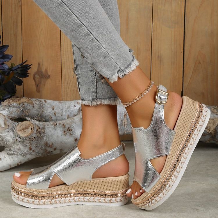 Flatforms Μεταλλιζέ με Υφαντή Εσπαντρίγια Σόλα & Κομψό Λουράκι
