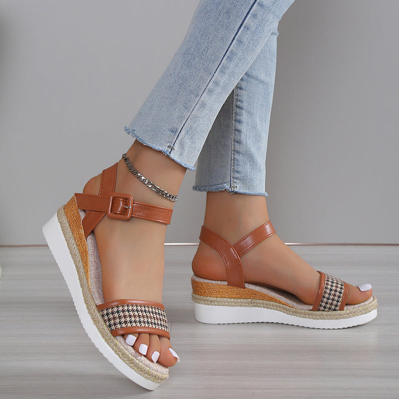 Flatform Σανδάλια με Ύφανση Pied de Poule & Δερμάτινο Λουράκι