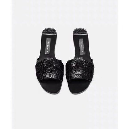Κομψά Δερμάτινα Mules Flat με Διαχρονικό Σχεδιασμό