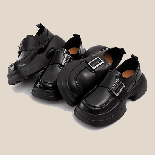 Loafers με Chunky Σόλα & Μοντέρνο Σχέδιο Slip-On