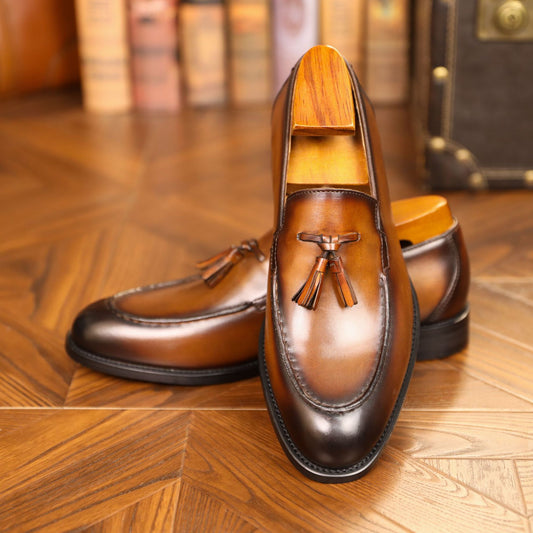 Ανδρικά Loafers με Διακοσμητικές Φούντες & Λείο Φινίρισμα