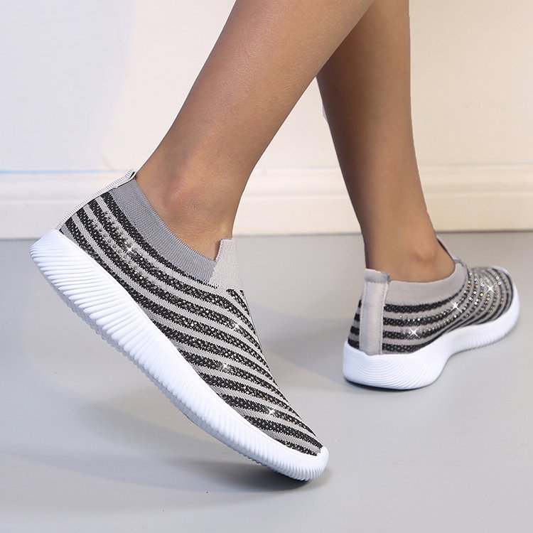 Slip-On Πλεκτά Παπούτσια με Διακοσμητικά Στρας & Αντιολισθητική Σόλα
