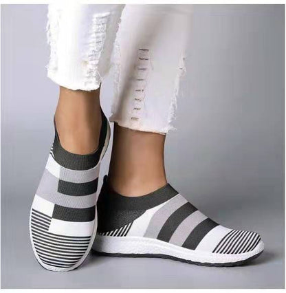 Γυναικεία Slip-On Ελαφριά με Ριγέ Σχέδιο
