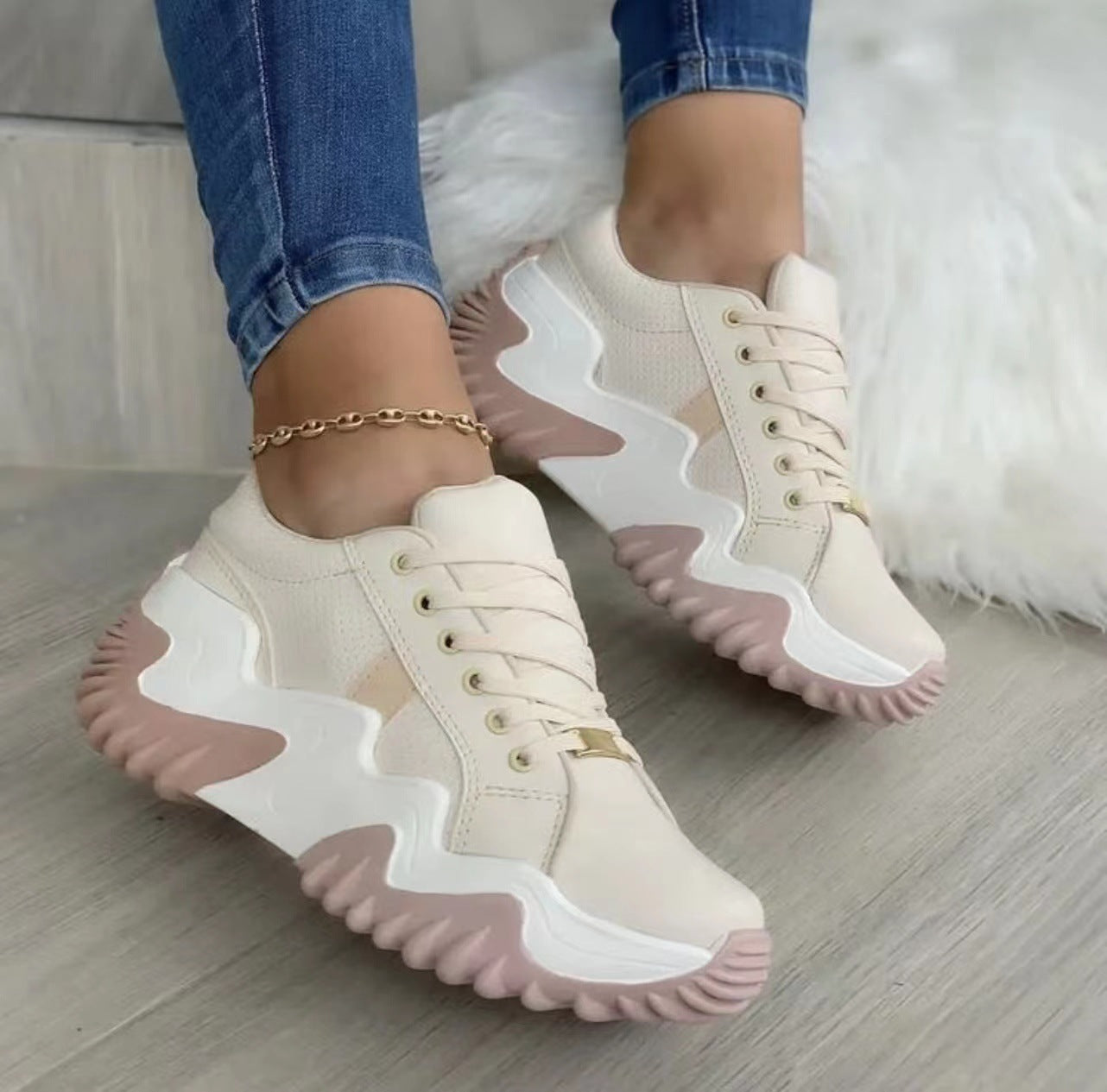 Γυναικεία Chunky Sneakers με Οδοντωτή Σόλα