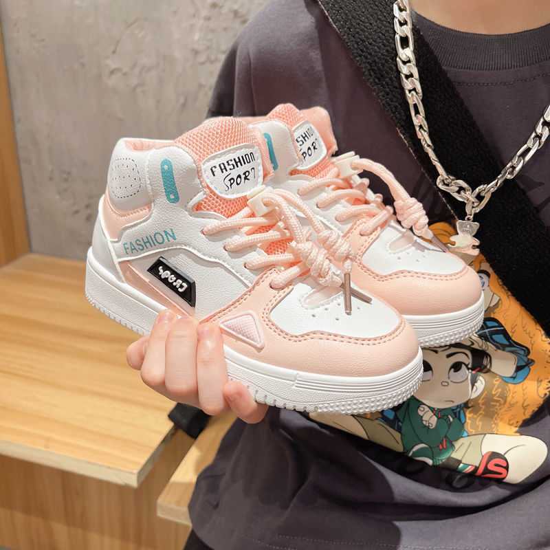 High-Top Sneakers με Δίχρωμο Σχεδιασμό & Κορδόνια