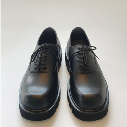 Derby Παπούτσια με Chunky Σόλα & Minimal Σχεδιασμό