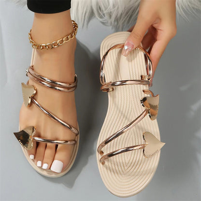 Strappy Σανδάλια με Χρυσές Μεταλλικές Καρδιές