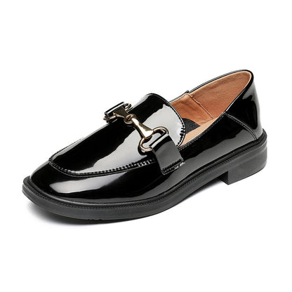 Λουστρίνι Loafers με Διακοσμητική Μεταλλική Λεπτομέρεια