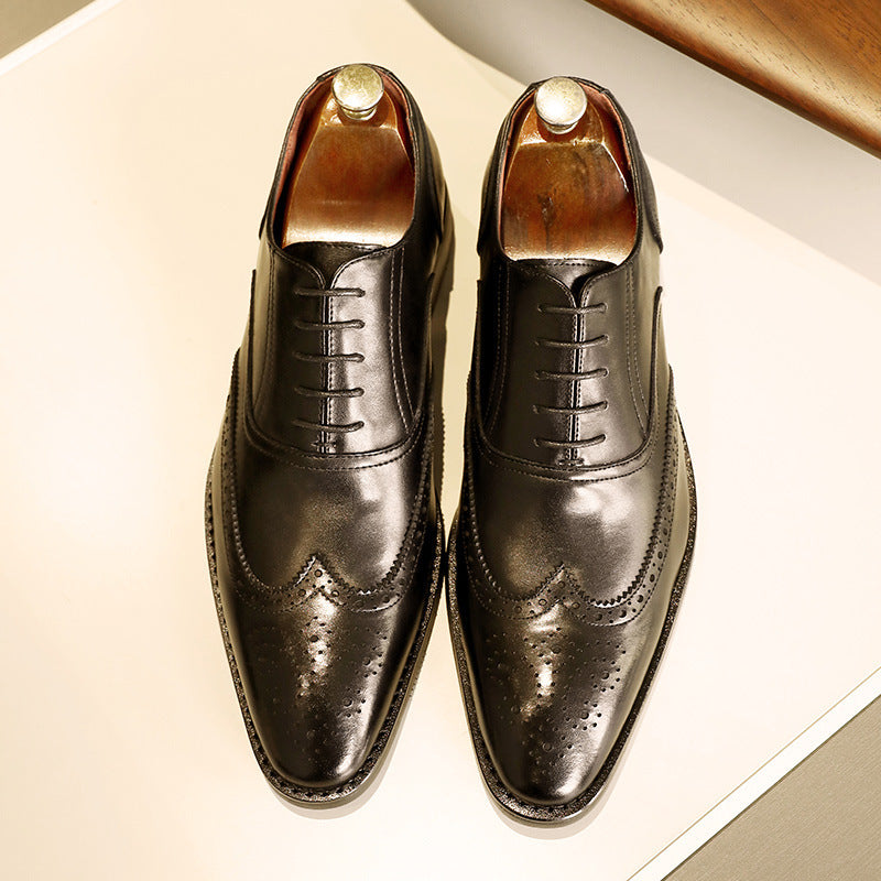 Ανδρικά Brogues με Καθαρές Γραμμές & Γυαλιστερό Φινίρισμα