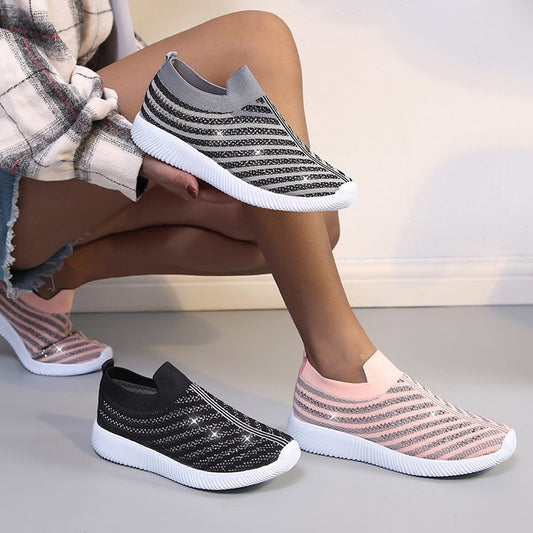 Slip-On Πλεκτά Παπούτσια με Διακοσμητικά Στρας & Αντιολισθητική Σόλα