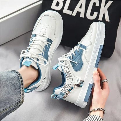 Γυναικεία Sneakers με Τυπωμένες Λεπτομέρειες & Μπλε Αντίθεση