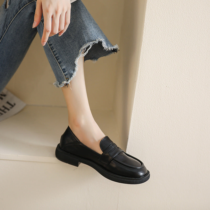 Loafers με Λεπτομέρεια Cut-Out & Σόλα με Ραφή