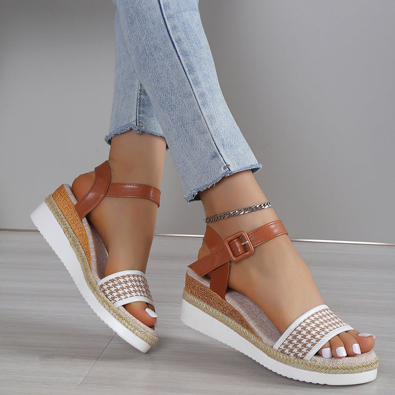 Flatform Σανδάλια με Ύφανση Pied de Poule & Δερμάτινο Λουράκι