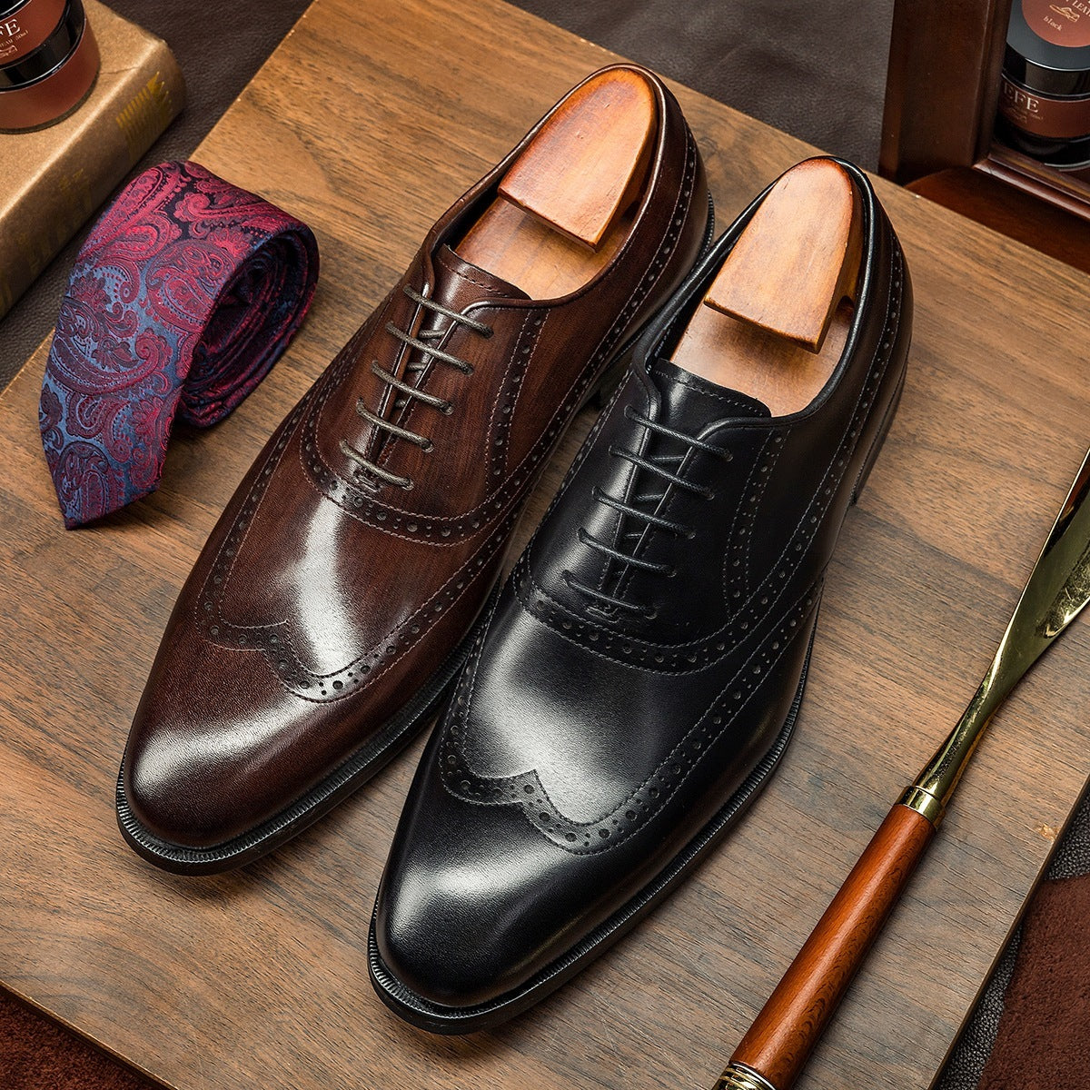 Brogues Με Κλασική Καμπύλη & Στιλπνό Φινίρισμα