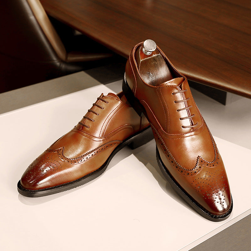 Ανδρικά Brogues με Καθαρές Γραμμές & Γυαλιστερό Φινίρισμα