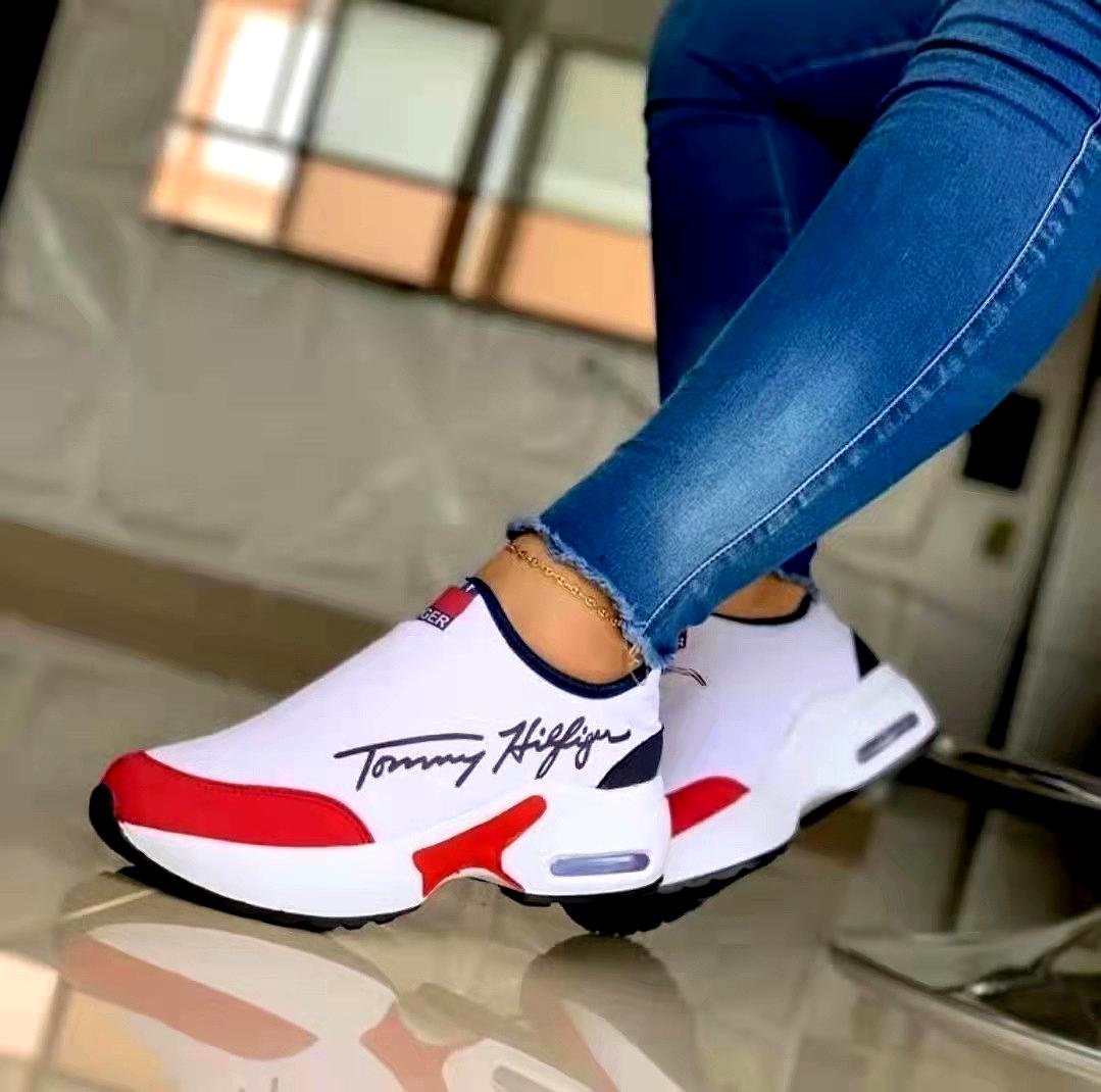 Γυναικεία Slip-On Παπούτσια με Αερόσολα & Σχέδιο Tommy Hilfiger