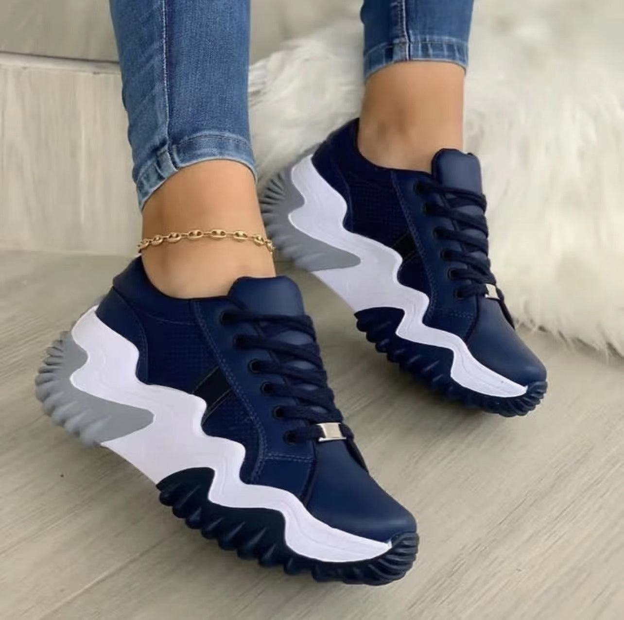 Γυναικεία Chunky Sneakers με Οδοντωτή Σόλα